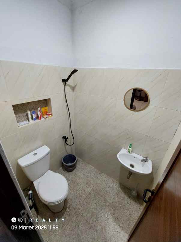 dijual rumah komplek pratista antapani