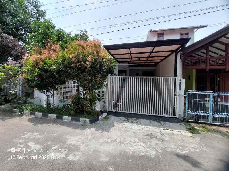 dijual rumah komplek pratista antapani