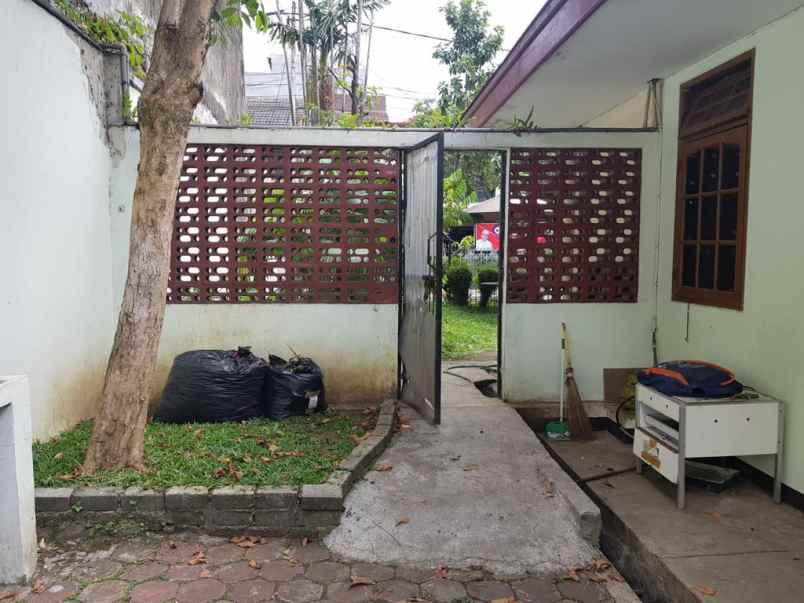 dijual rumah komplek suryalaya buahbatu