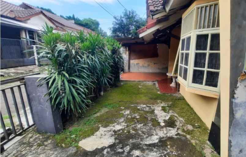 dijual rumah komplek villa pamulang kel