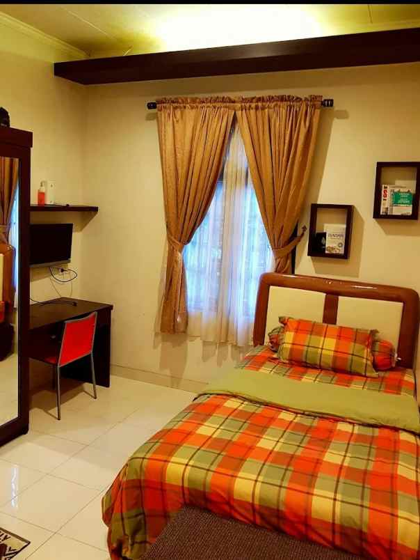 dijual rumah kost di jakarta selatan