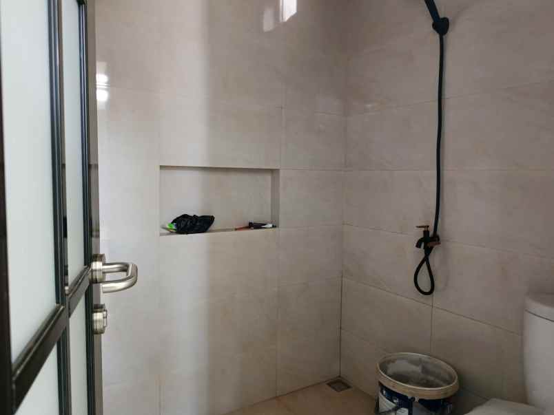 dijual rumah kp sukamaju