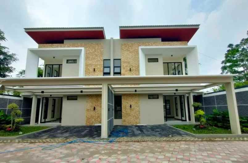 dijual rumah krandon wedomartani kec