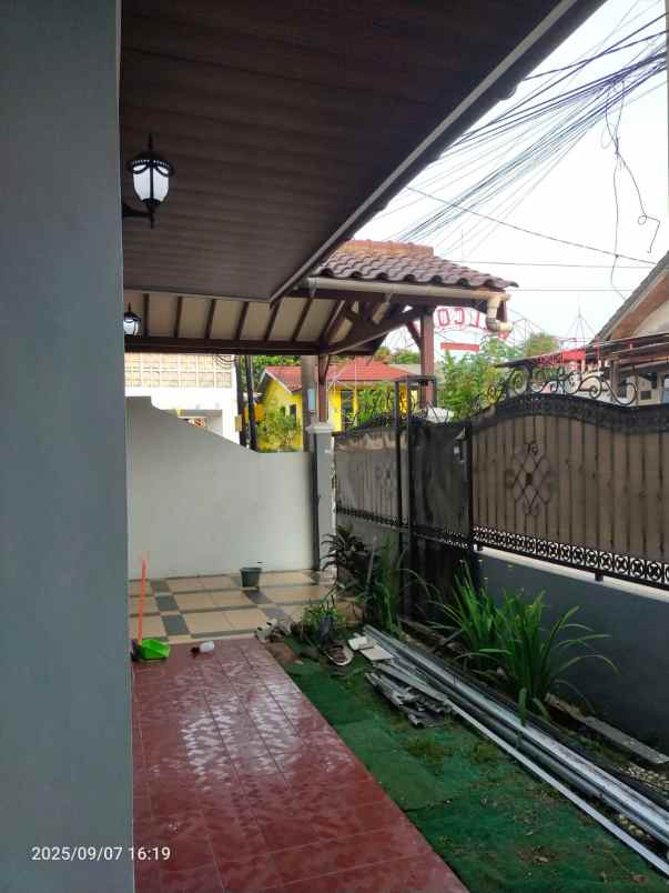 dijual rumah kranggan permai bekasi