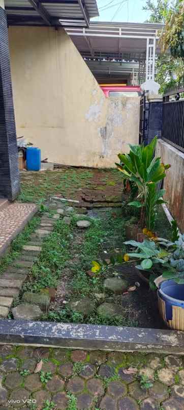 dijual rumah lokasi oma view kota malang