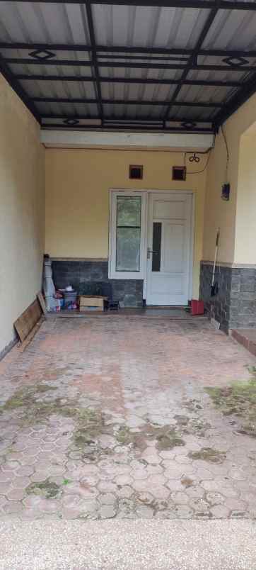 dijual rumah lokasi oma view kota malang