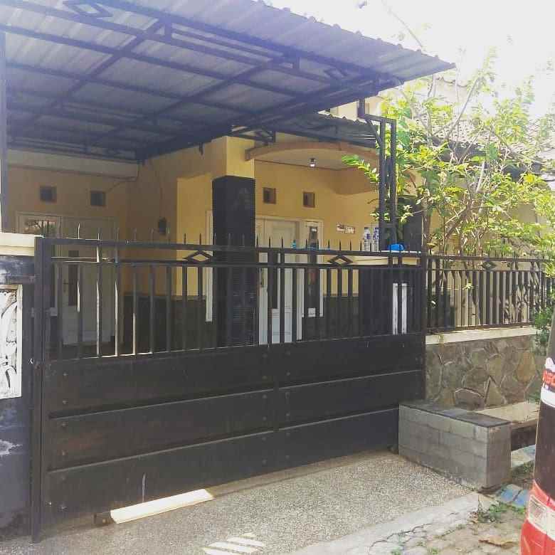 dijual rumah lokasi oma view kota malang