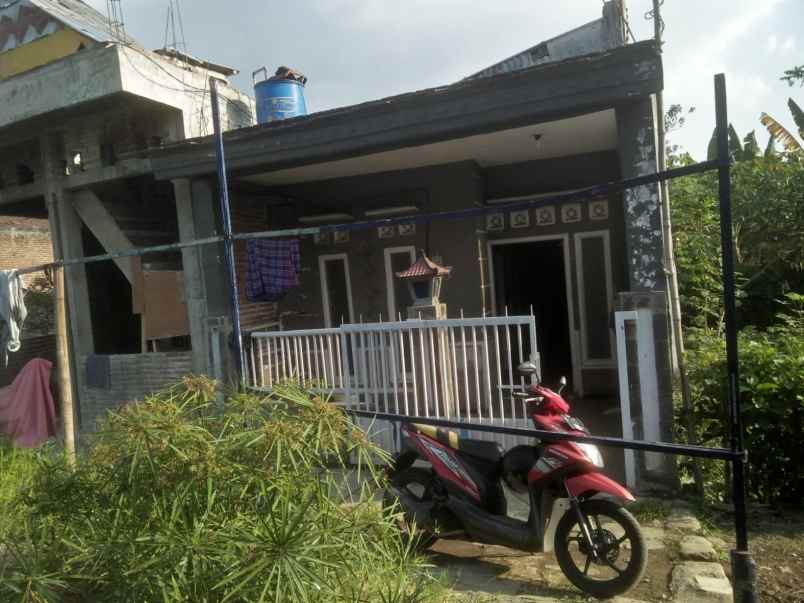 dijual rumah losawi