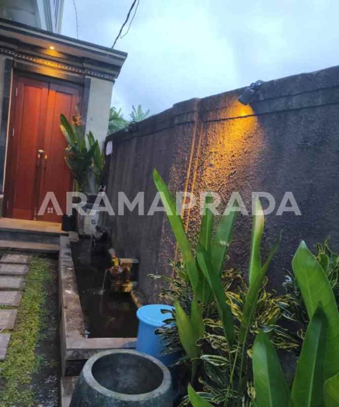 dijual rumah lukluk