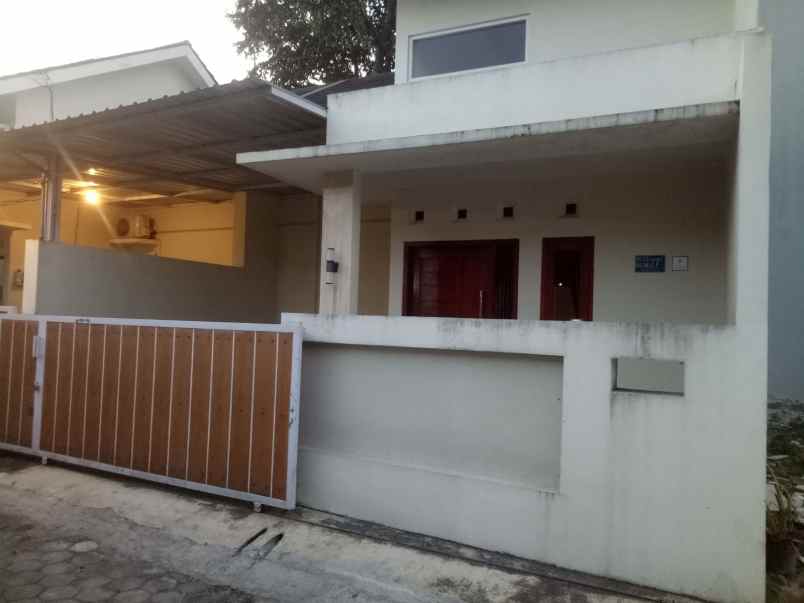 dijual rumah maguwoharjo