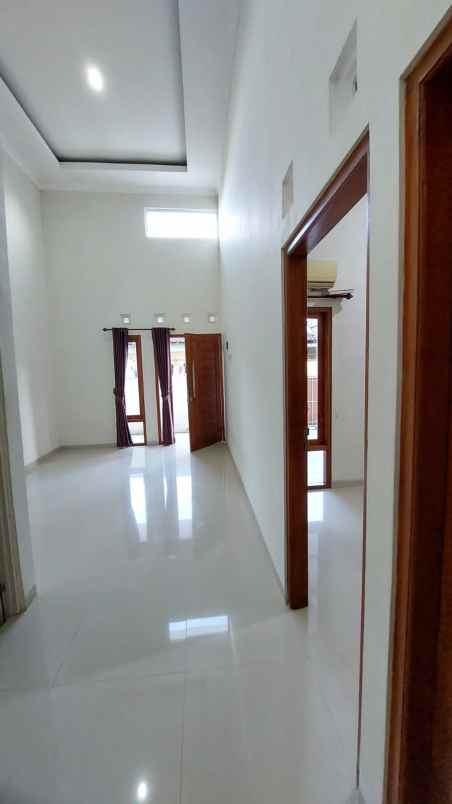 dijual rumah maguwoharjo