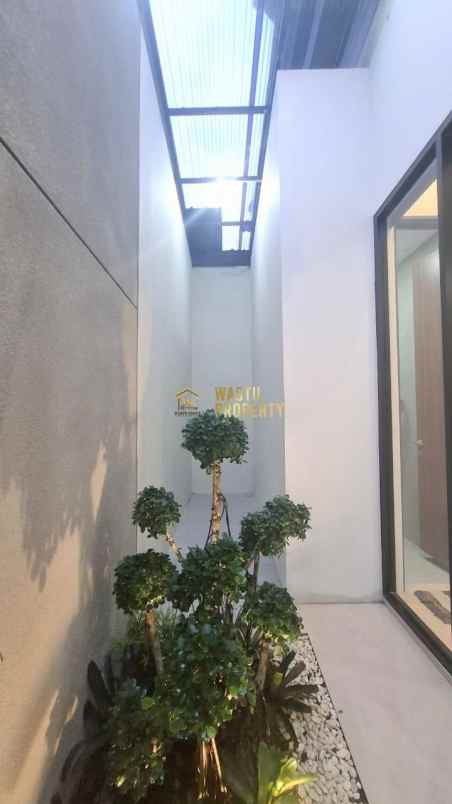 dijual rumah maguwoharjo kec depok kab