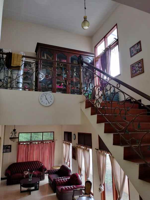 dijual rumah makasar jakarta timur dki