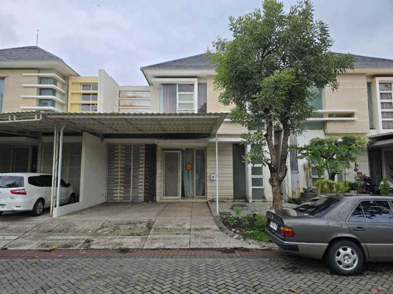 dijual rumah malibu beach