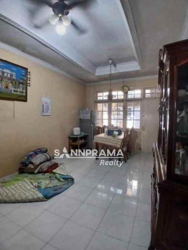 dijual rumah mampang
