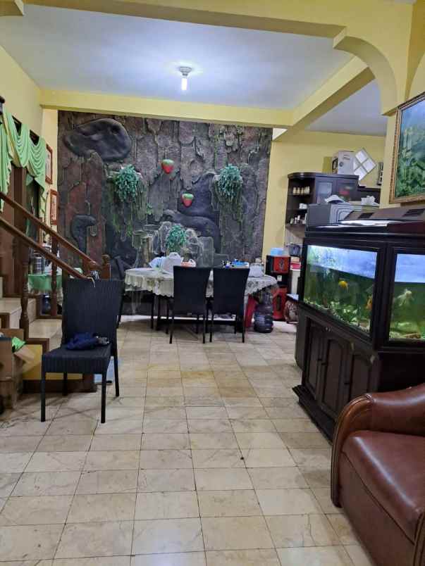 dijual rumah margahayu