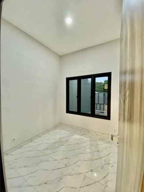 dijual rumah medokan asri utara