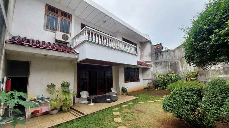 dijual rumah menteng