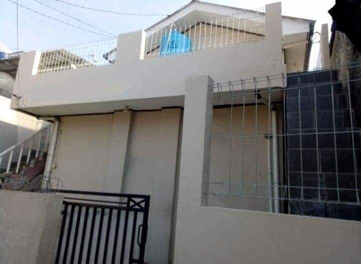 dijual rumah menteng atas barat