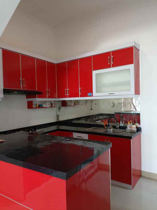 dijual rumah murah di grand depok city depok