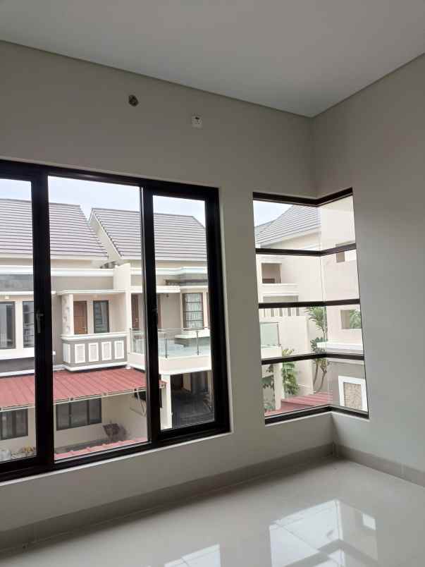 dijual rumah murah siap huni di jagakarsa