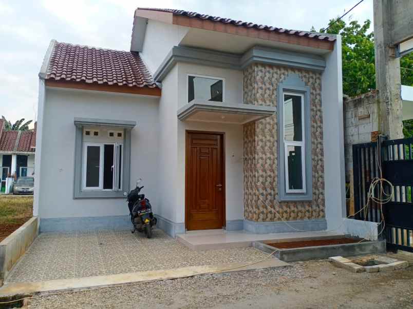 dijual rumah pakansari