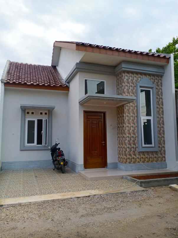 dijual rumah pakansari