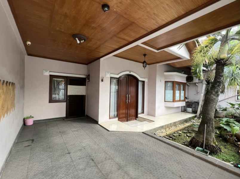 dijual rumah pamulang