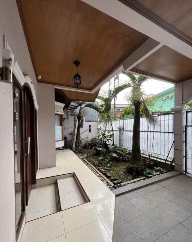 dijual rumah pamulang