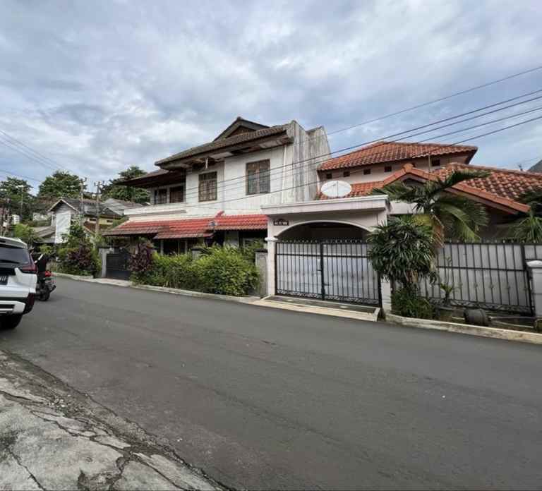 dijual rumah pamulang