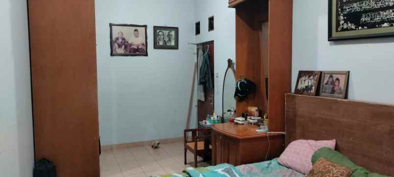 dijual rumah pancoran mas