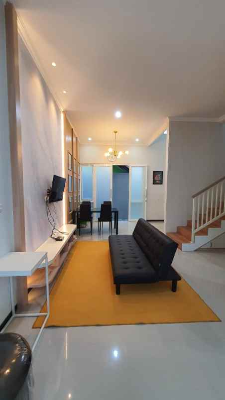 dijual rumah panderman hill