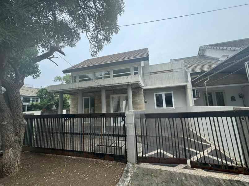 dijual rumah pantai mentari