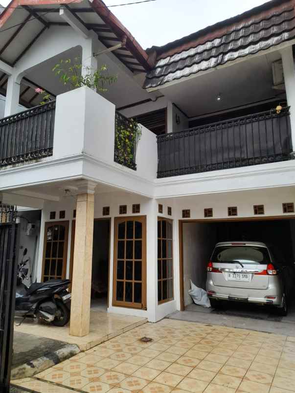 dijual rumah pasar minggu jakarta selatan