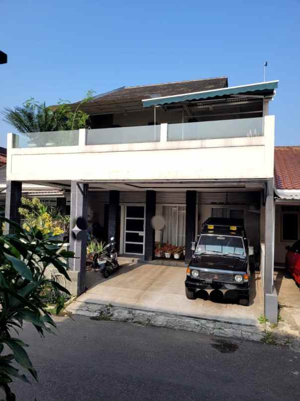 dijual rumah pasteur