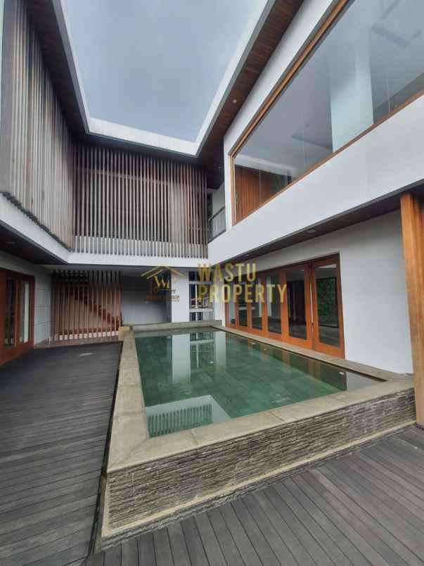 dijual rumah pd pinang