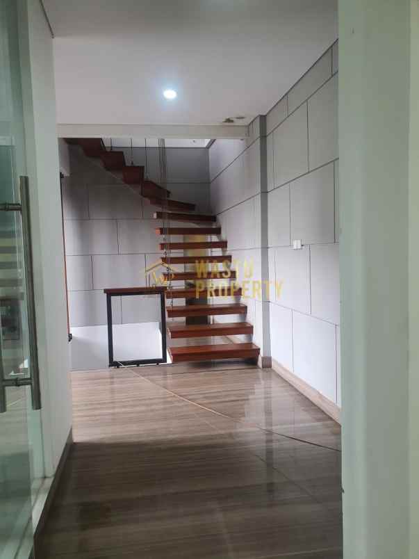 dijual rumah pd pinang