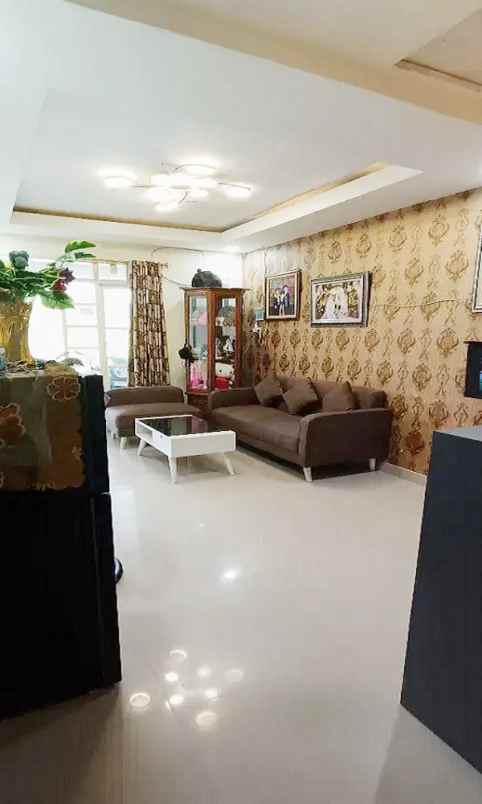 dijual rumah permata nusa indah