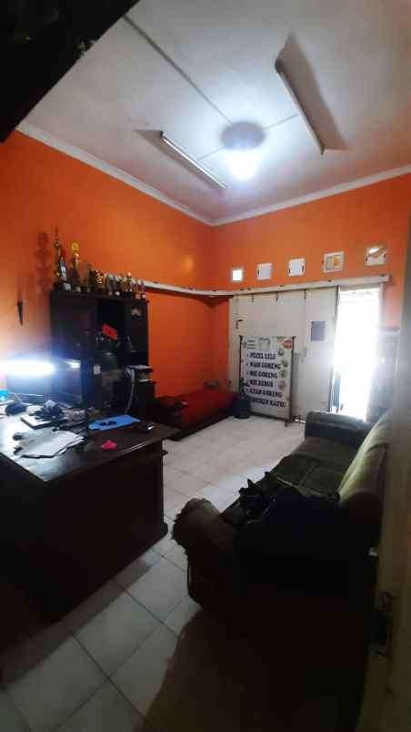 dijual rumah permata taman sari raya