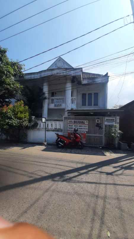 dijual rumah permata taman sari raya