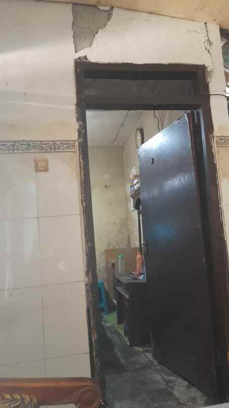 dijual rumah perum gkga murah