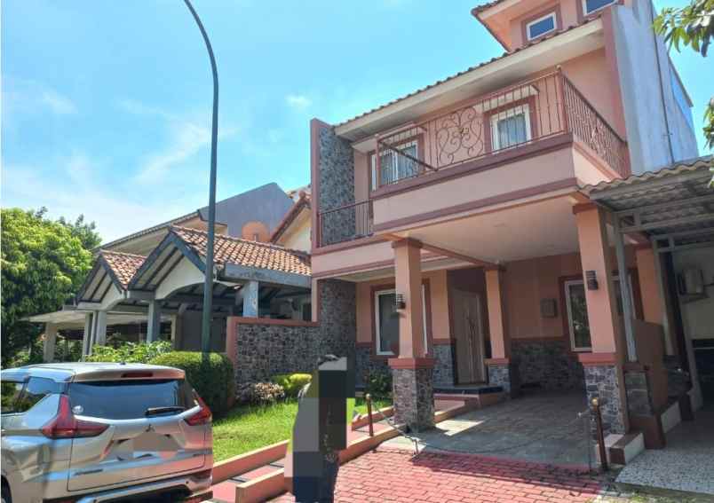 dijual rumah perumaha kota wisata