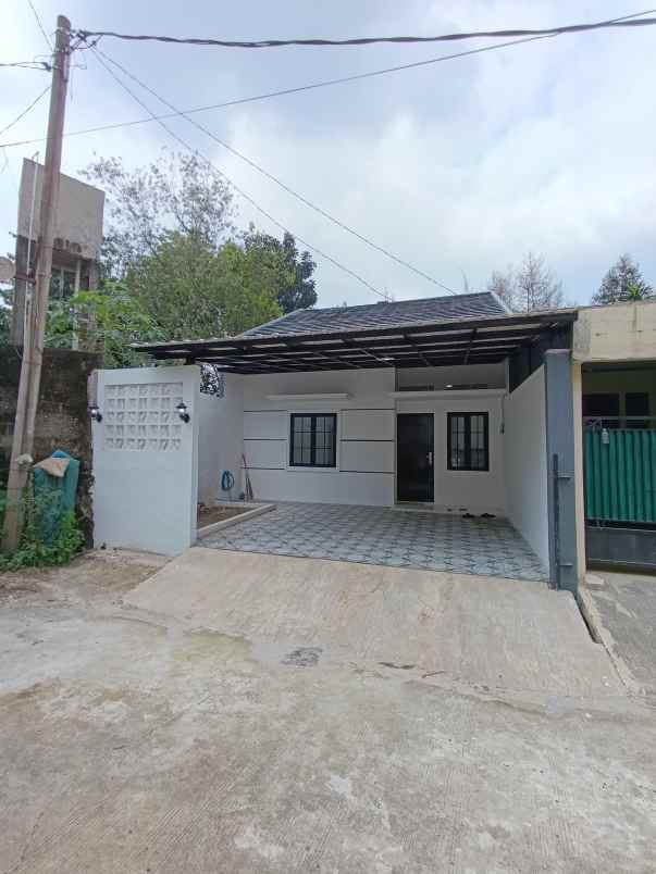 dijual rumah perumahan bogor asri cibinong