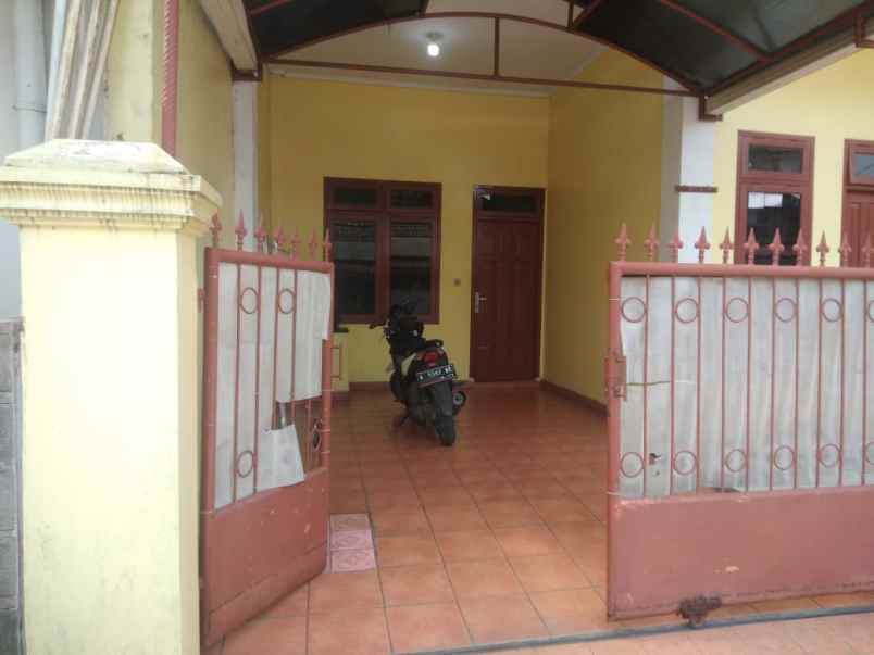 dijual rumah perumahan bumi ciujung