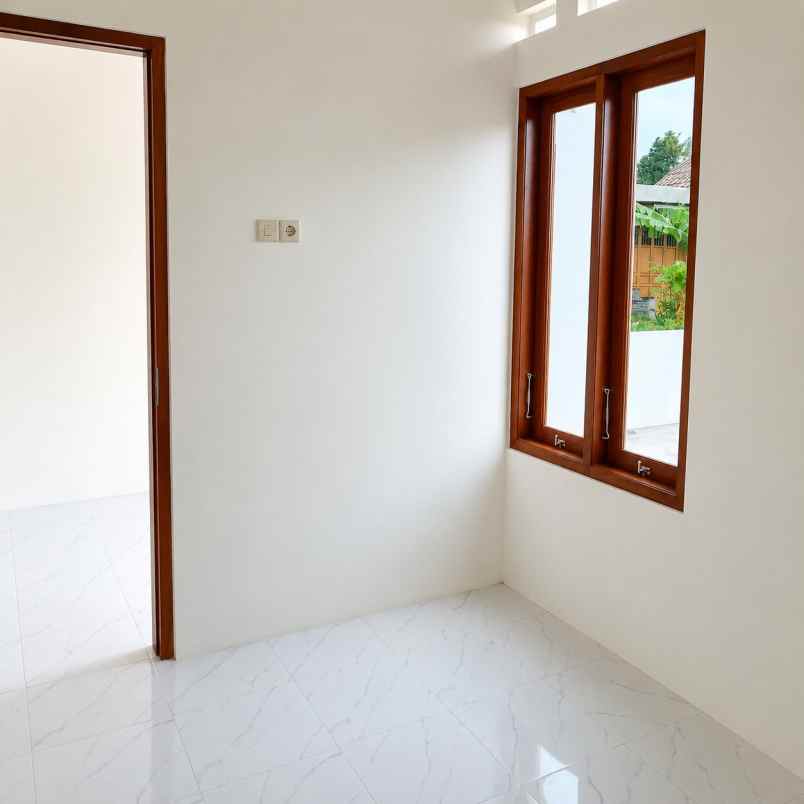 dijual rumah perumahan d sasmaya