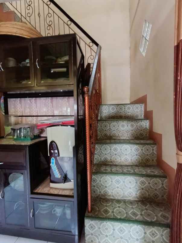 dijual rumah perumahan kalibaru permai