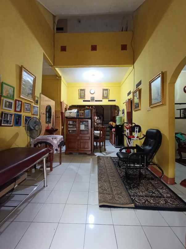 dijual rumah perumahan kalibaru permai