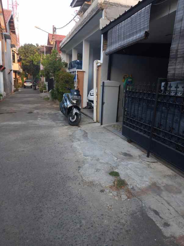 dijual rumah perumahan pilang mas garden