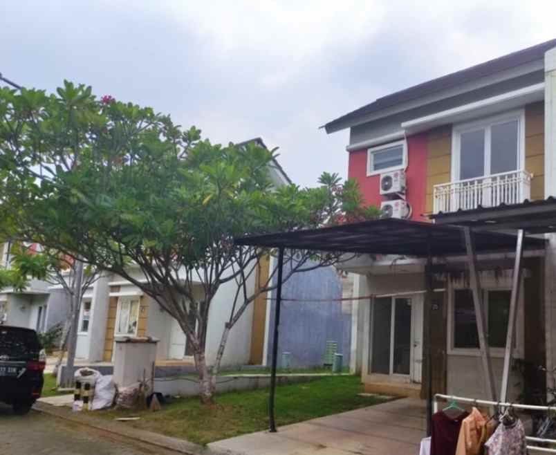 dijual rumah perumahan serpong lagoon