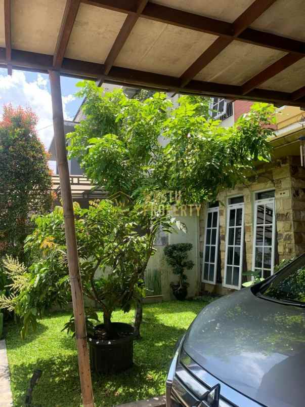 dijual rumah perumahan taman ahnaf